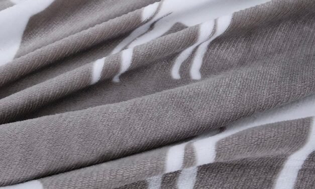 3PCS Fleece Duvet Cover Set Double Flannel Collection Bedding Sheet Set Warm Review